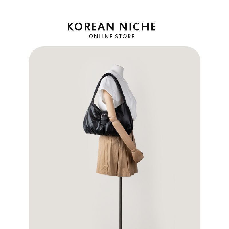 2025 New Women's Retro Soft Surface High-Grade Texture Underarm Niche Design Pleated Cloud Versatile Handbag Single-Shoulder Bag