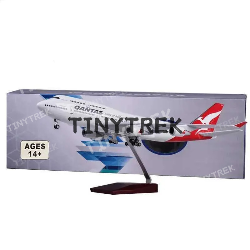 1/150 Scale 47CM Airplane 747 B747 QANTAS Airline LED Light Wheel Landing Gear Diecast Resin Plane Model X250114