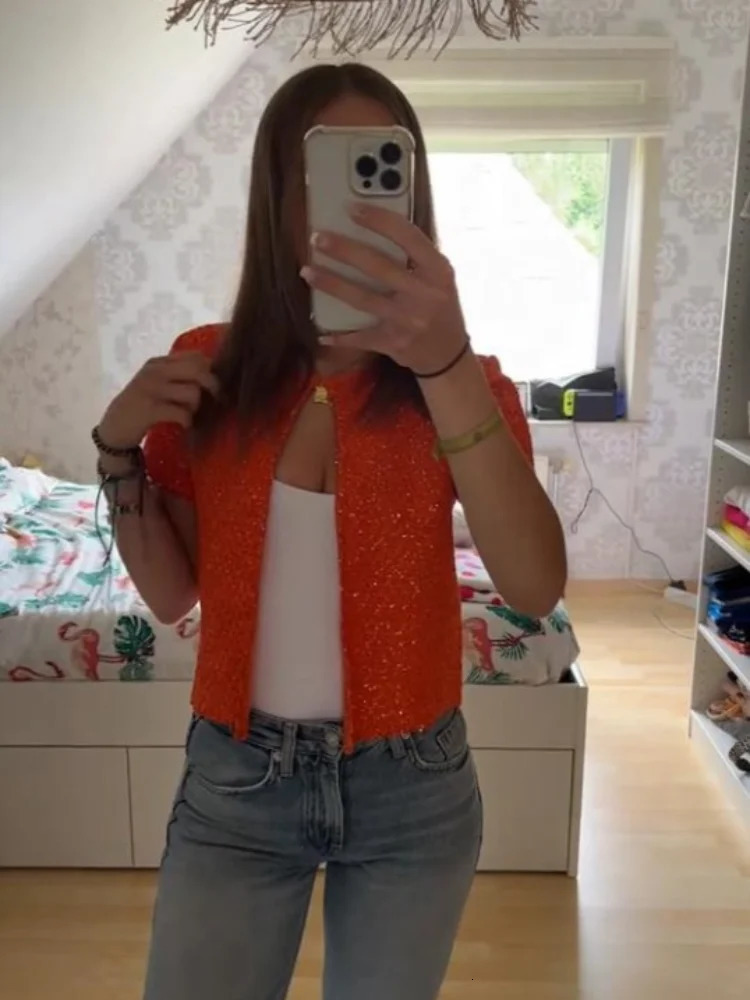 Orange Bright Silk Knitted Vest Cardigans Women Sleeveless U Neck Cropped Tank One Button Short Sleeve Cardigans Lady Sets 250929