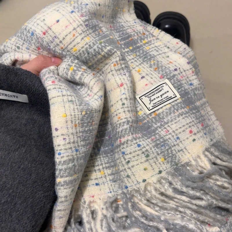 2025 New Starry Sky Plaid Scarf for Women Autumn Winter Student Couple Shawl Versatile Warm Neck Scarf H250930