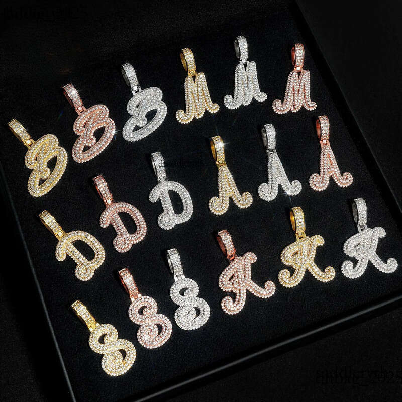 Hot selling new personalized letter hip-hop with sier Mosonite GRA certificate pendant that can pass through a dia pen