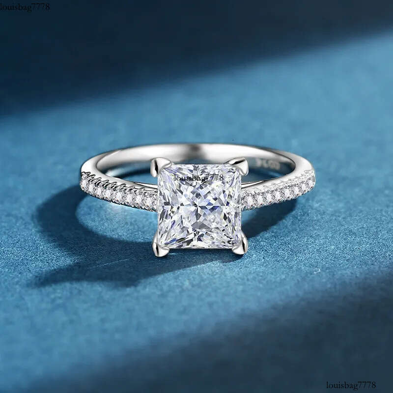 Rulalei Classical Four Claw Jewelry Wedding Rings Real Sterling Sier Princess Cut White Moissanite Dia Party Eternity Women Engagement Band Ring Gift