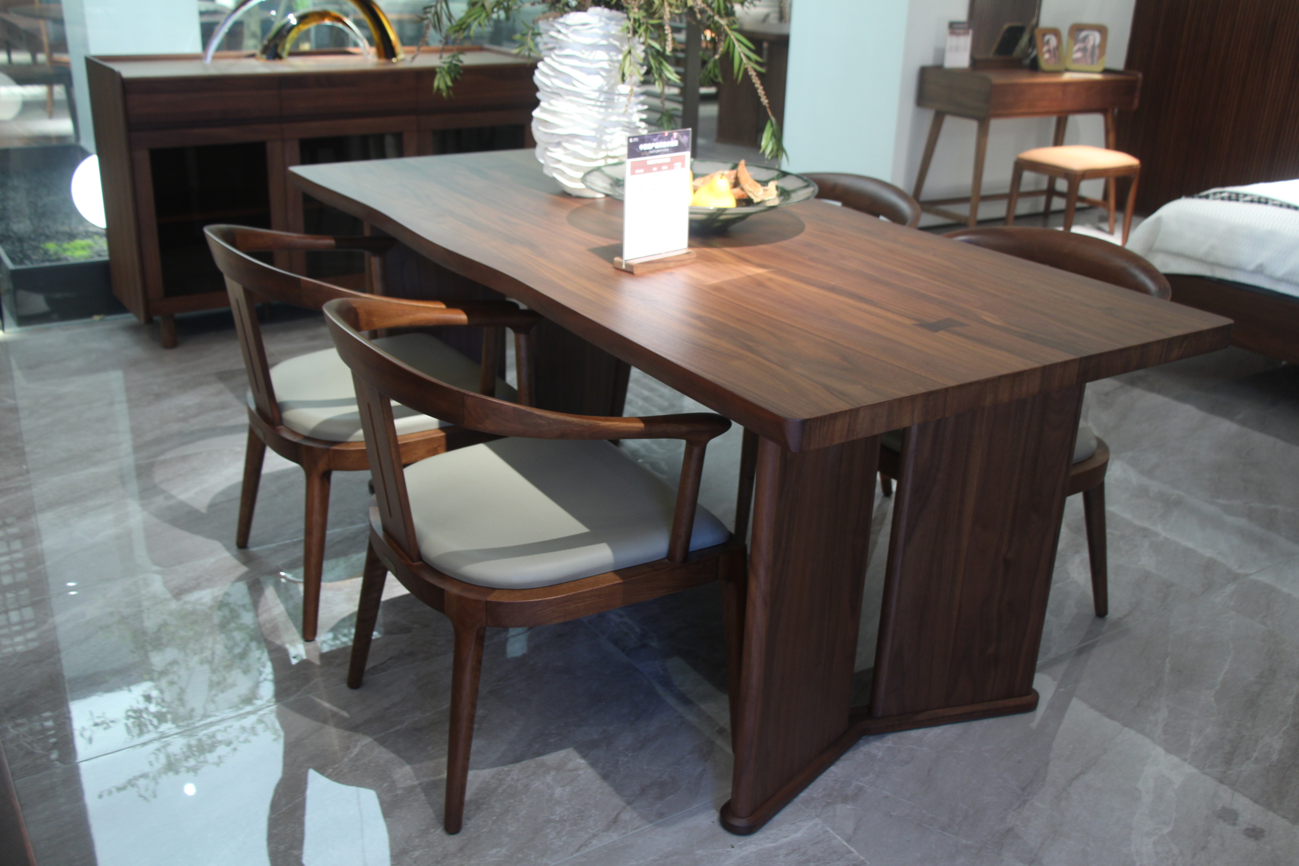 Zhongzhixin Solid Wood Dining Table, New Chinese Style Designer Ruimu Series - Rectangular Table for 4 People for Dining Room, Natural Wood Finish