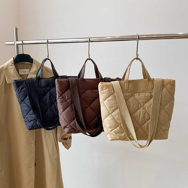 Embroidered Quilted Large Capacity Simple Handbag Tote Bag for Women 2024 Winter New Light Luxury Shoulder Bag Commuter Underarm Bag H250930