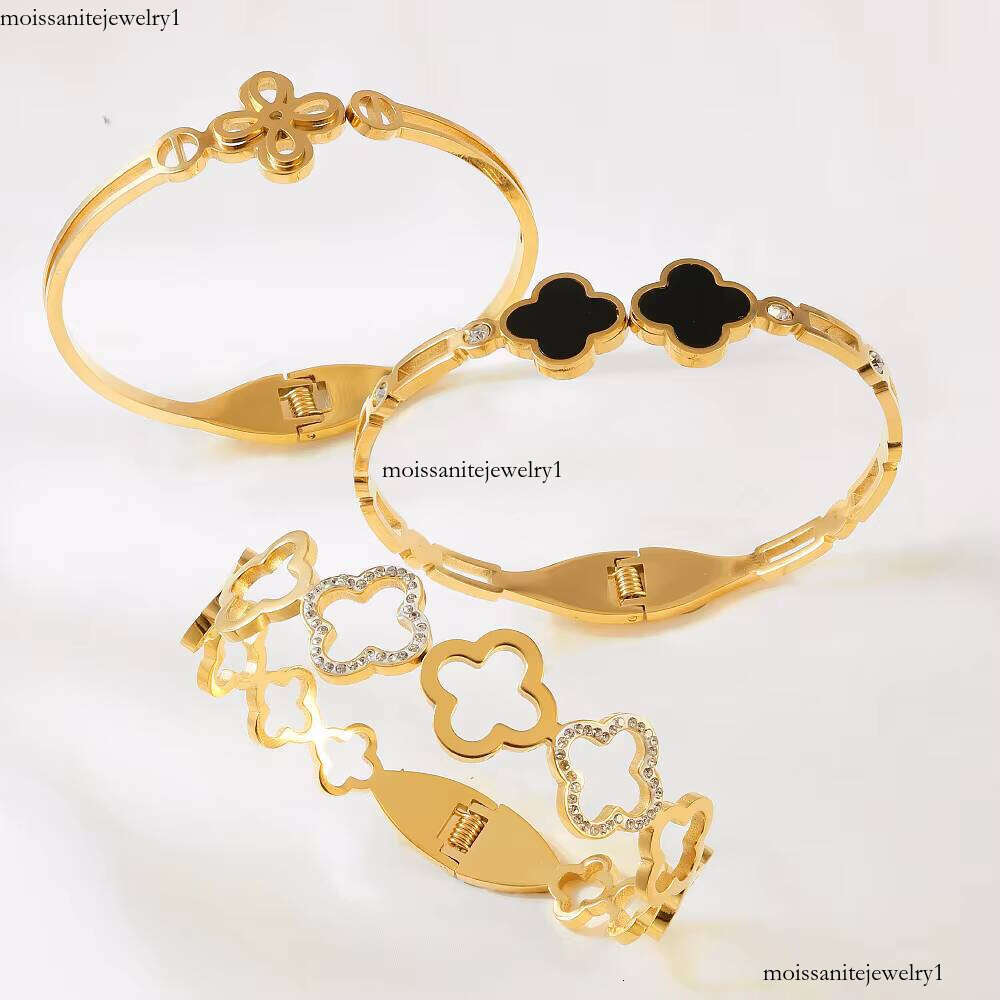 Fashion Gold Non-Fading Jewelry Sterling silver High-End Quality Beautiful Clover Bracelet