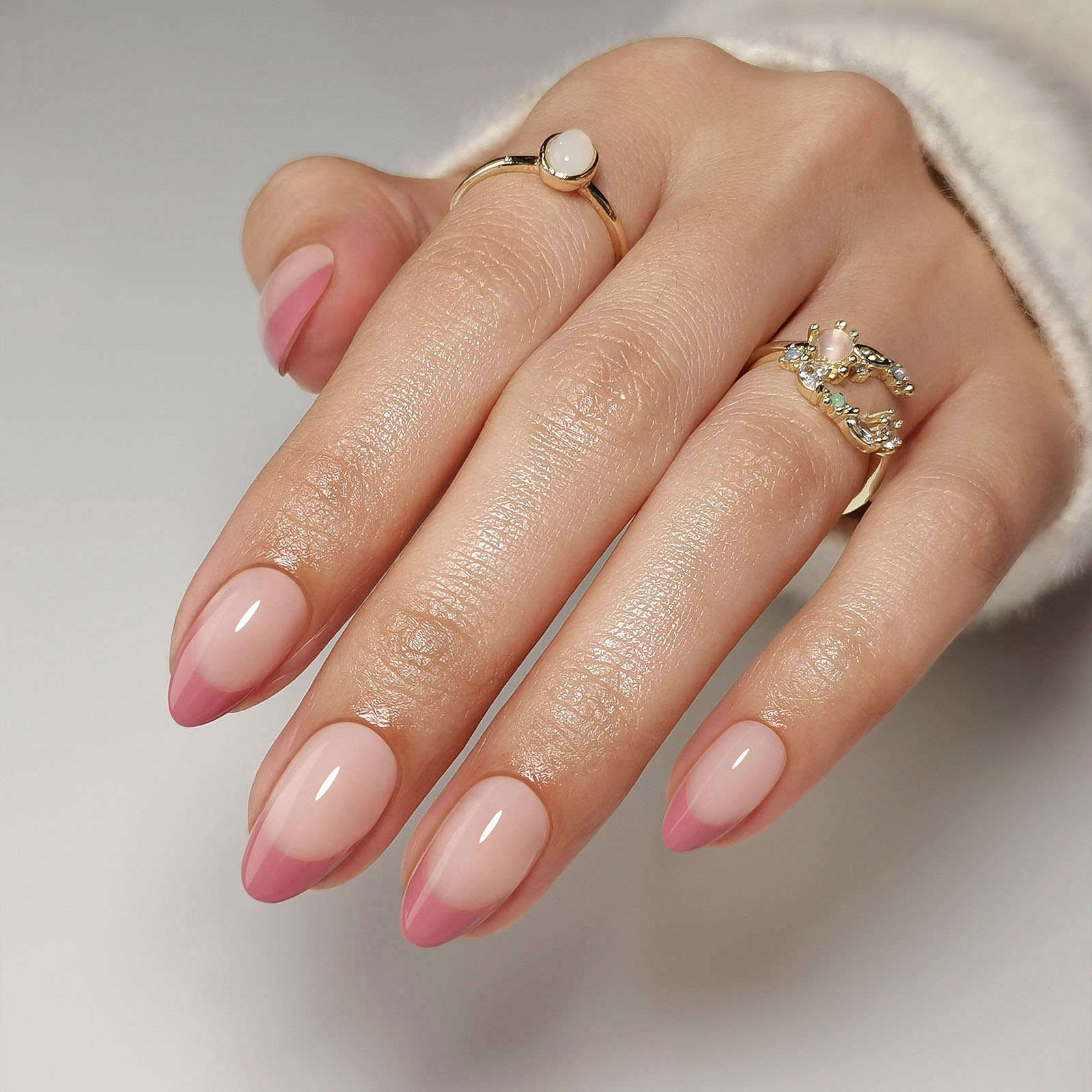 Prune French Press-on Fake Nails - Soft Gel Almond Nails with a Natural and Perfect Fit, 16 Sizes - 32 Reusable Fake Nails