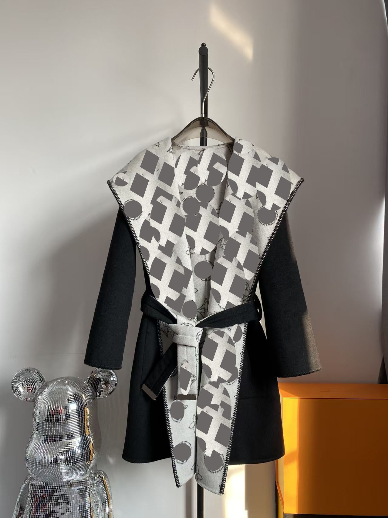 9AWomens Jackets Wool Blend Coats Long Fur Trench Coat Belt Jacket Monogram Classic Woman Designer Tops Slim Windbreaker Warm Wind Coats S-L