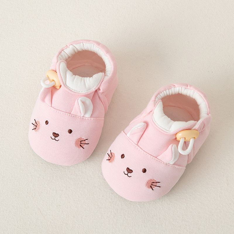 New baby cartoon embroidered designer shoes for both men and women A-level cotton shoes soft soled Designer baby walking shoes autumn new luxury shoes