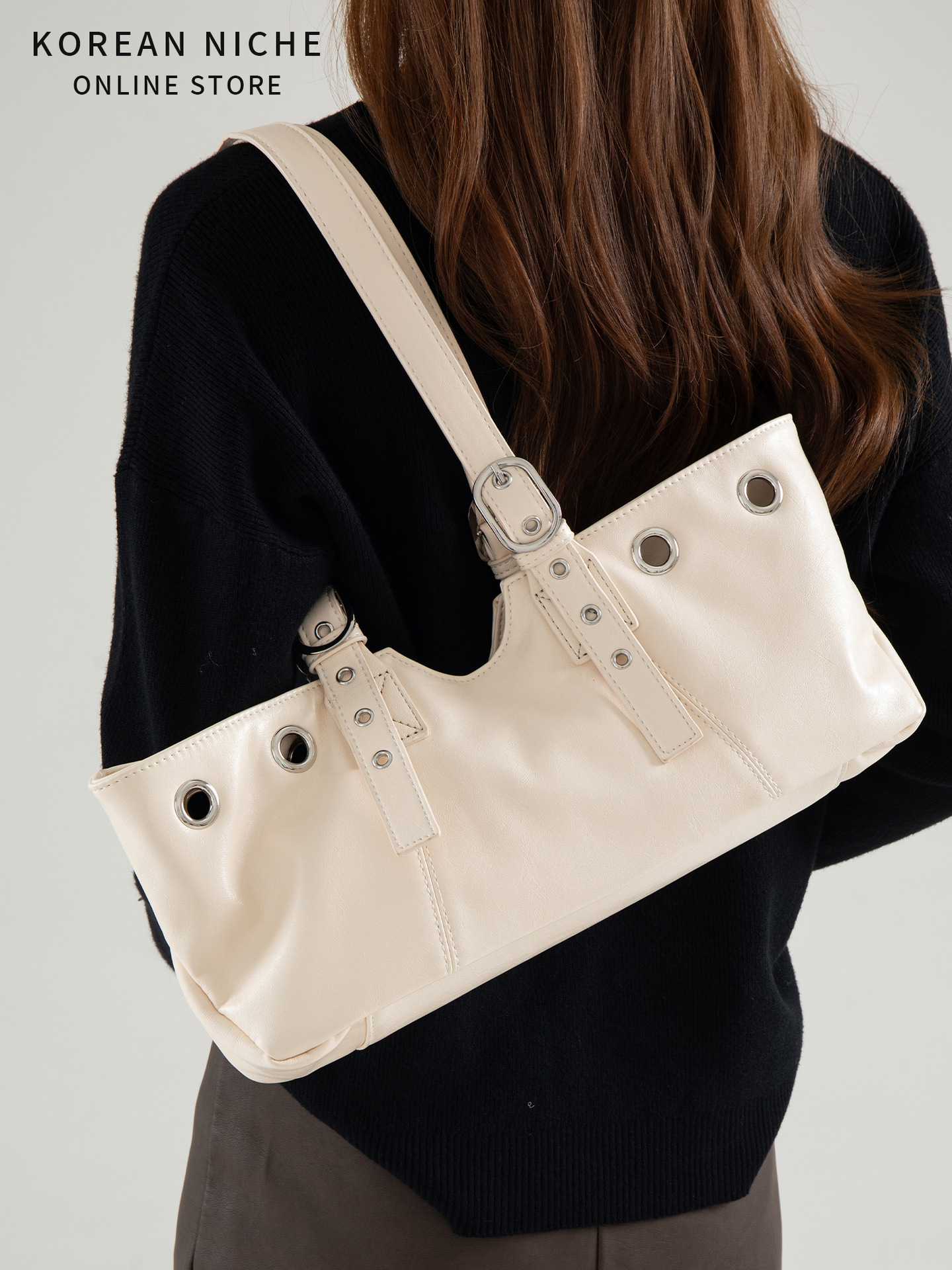2025 New Korean-Style Niche Rivet Design Biker-Style Underarm For Women Casual Versatile Personalized Stylish Handbag And Shoulder Bag