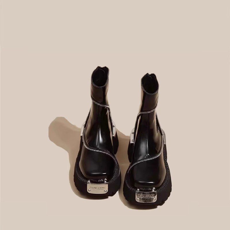 Free shipping platform Martin boots women autumn and winter new British style square head boots retro metal function wind short boots