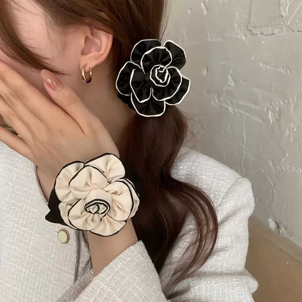 Fashion Mist Rose Flower Hair Clipwomens Back of The Headforest Shark Cliphighend and Exquisite Hair Accessory wer Y250930