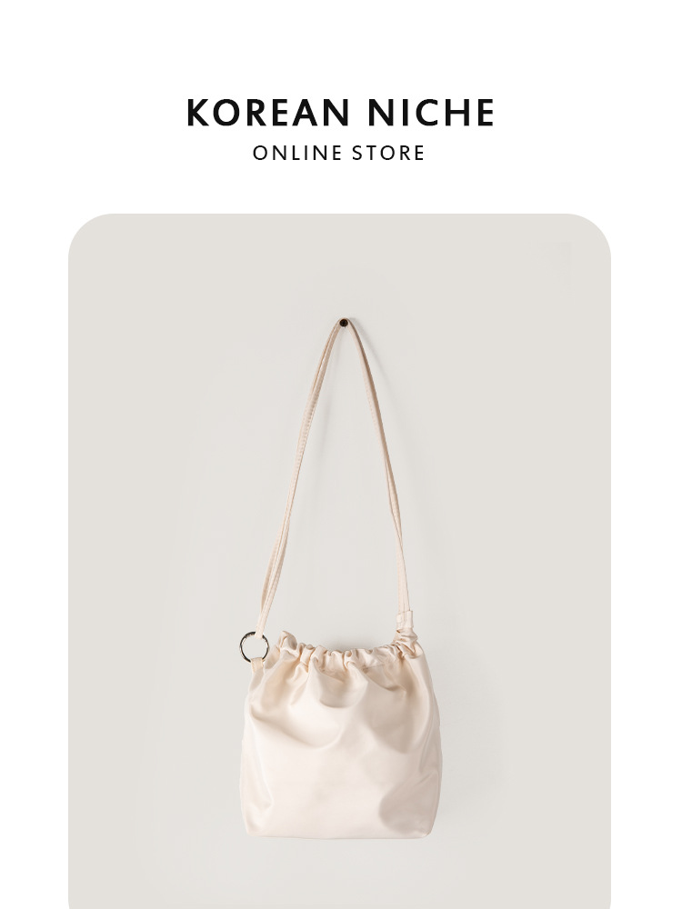 Hot-Selling New Style Drawstring Closure Nylon Bucket Korean Version Simple Casual Versatile Lightweight Small Shoulder And Crossbody Bag