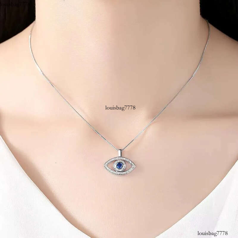 DHcollections Necklace With Personality, Fashion, Devil's Simple Temperament, Blue Eyes, Zircon Collarbone Chain