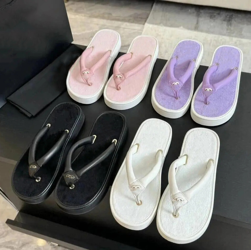 Designer slides Women Flat Sandals Mule Shoe dermis Shoes Woman Ladies Summer Customized high-end velour Flip Flops Slippers Miller