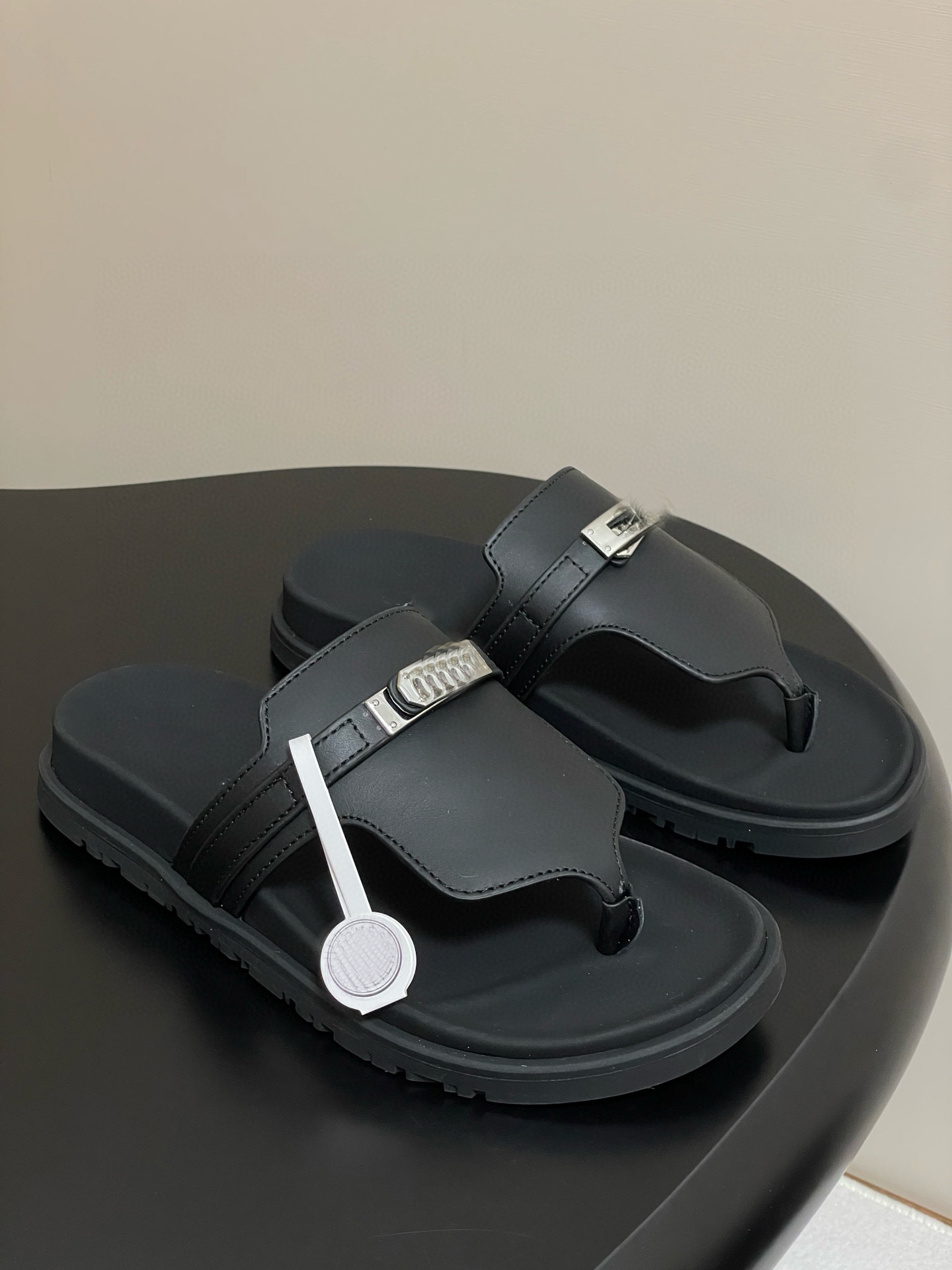 designer Shoes fashion Flip Flops Empire sandal luxury suede leather high quality Men Women rivet Thong sandal Size 35-45