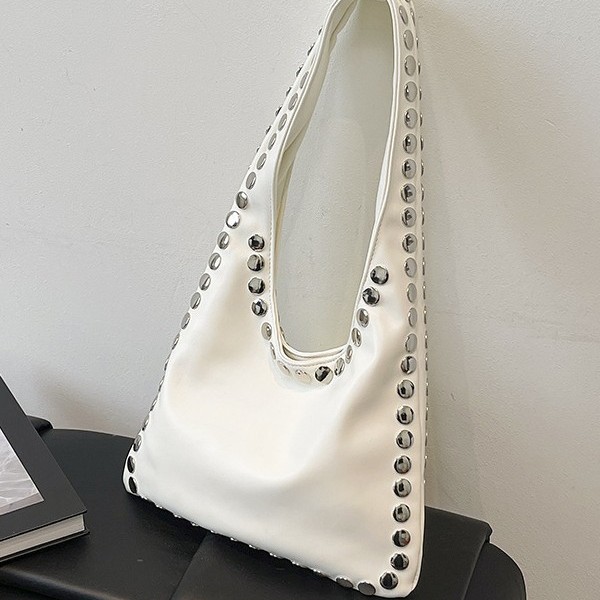 Retro Style Oil-Wax Leather Should-Armpit Bag with Rivets - Large Capacity Tote for Everyday Use