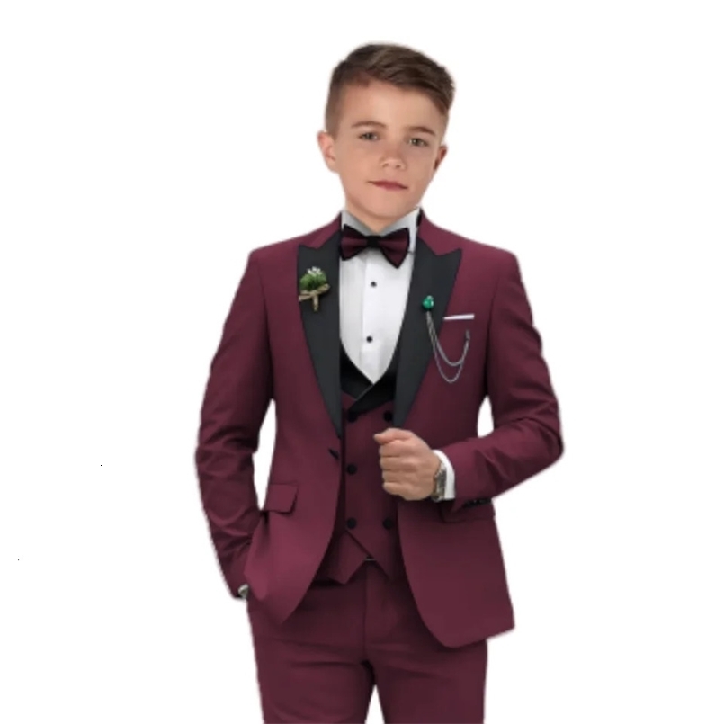 Elegant Burgundy Boys Suit Set for Wedding 3 Pieces Suit Set Elagent Tuxedo Sets Blazer Vest Pants Kids Po S Oufit 250417