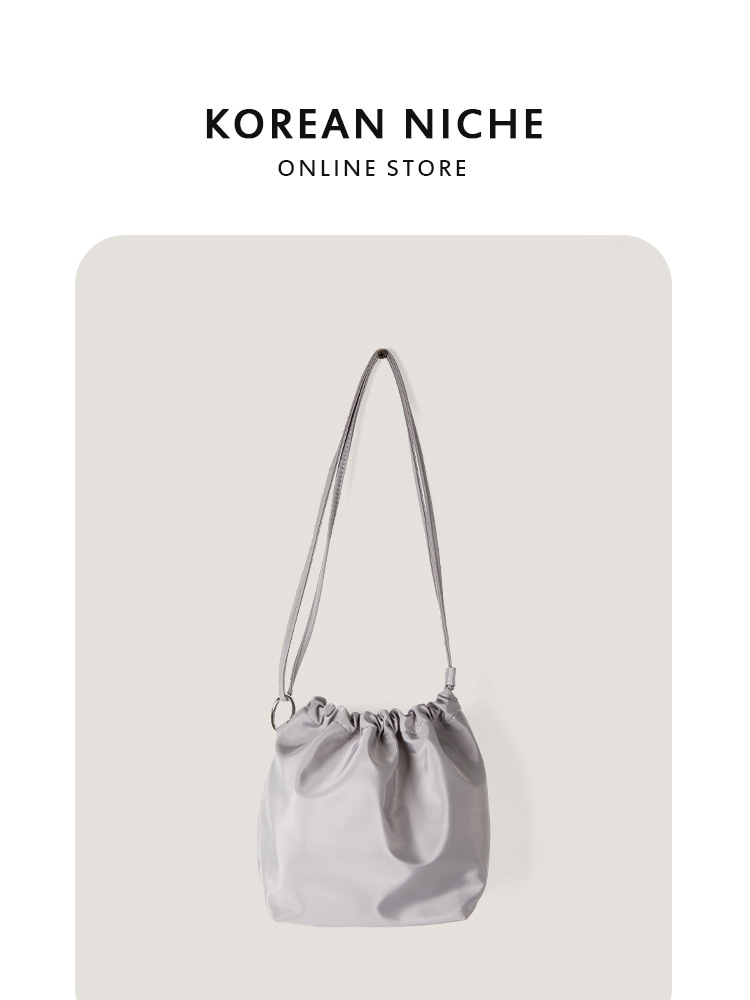 2025 New Style Drawstring Closure Nylon Bucket Korean Version Simple Casual Versatile Lightweight Small Shoulder And Crossbody Bag