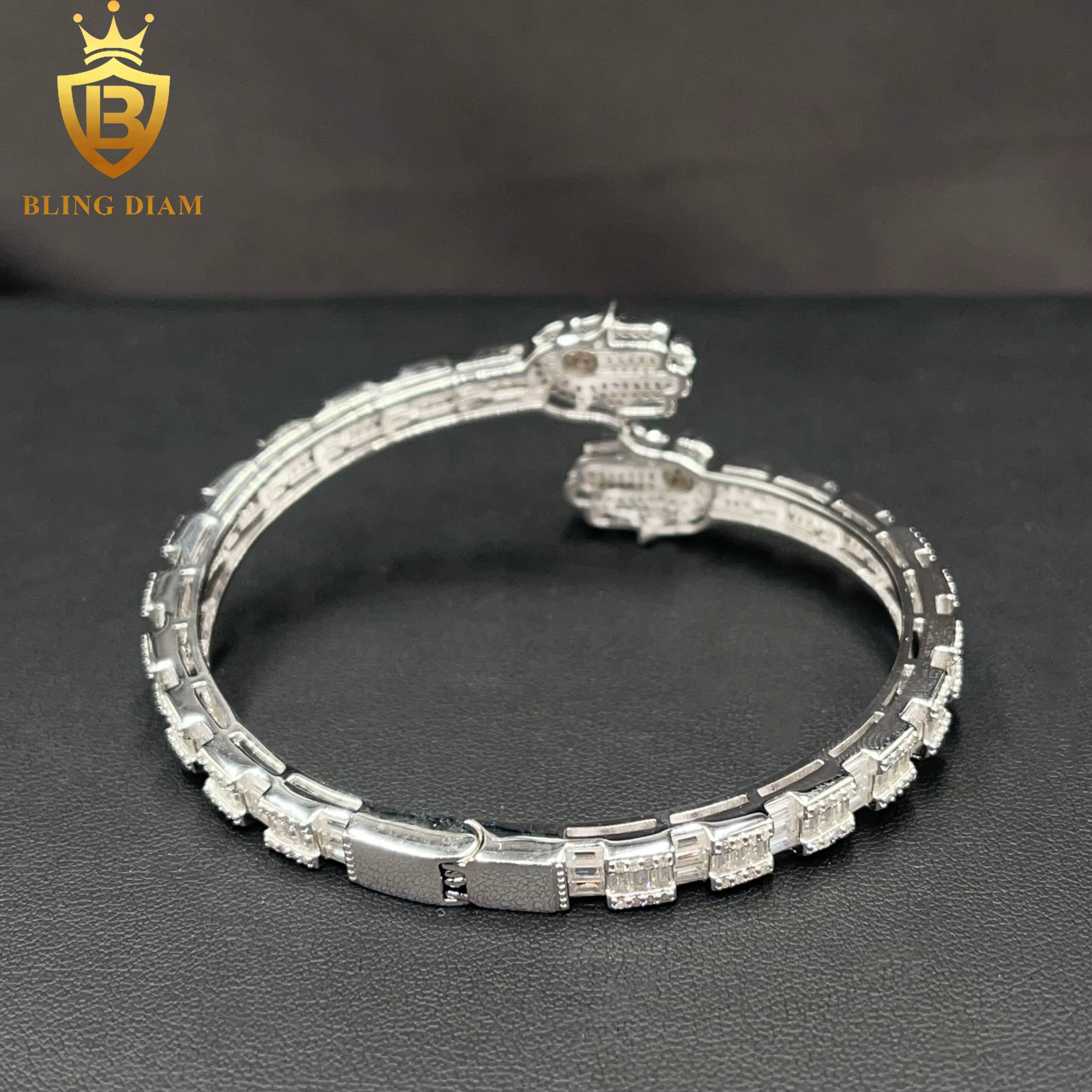 6mm New Hamsa Hand Design Fashion Jewelry Open Bracelet 925 Sliver Iced Out Baguette Moissanite Bracelets