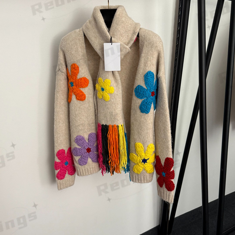 Cubic Flora Jacquard Sweater with scarf Sweaters Women Tech Fleece Spider Hoodie Girls Lovely Cardigan Coat