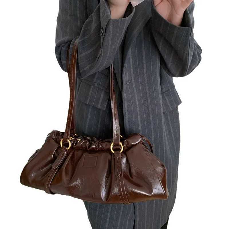 hot Cosysunny vintage pleated cloud new versatile cmuting handbag large capacity single shoe armpit bag Y241231