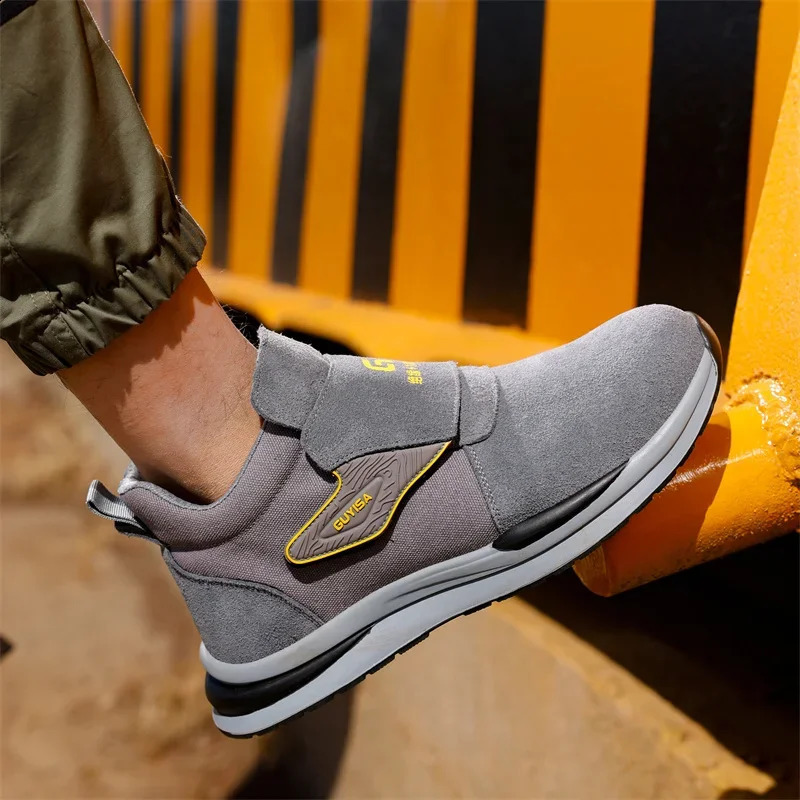 Fashion 2024 Insulation 10KV Men Safety Shoes Winter Plush Work Boots Sneakers Indestructible Welding Electrician 241225