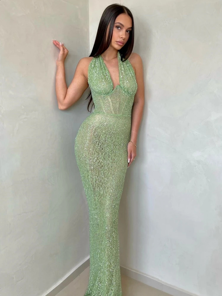 Sexy suspender deep V-neck sequined Maxi dress for women green sleeveless backless sequined extra long dress celebrity party dress 241231