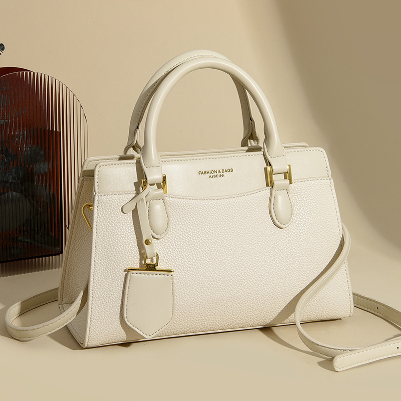 High end fashion genuine leather large capacity women's crossbody versatile western-style handbag, middle-aged mother's bag, single shoulder