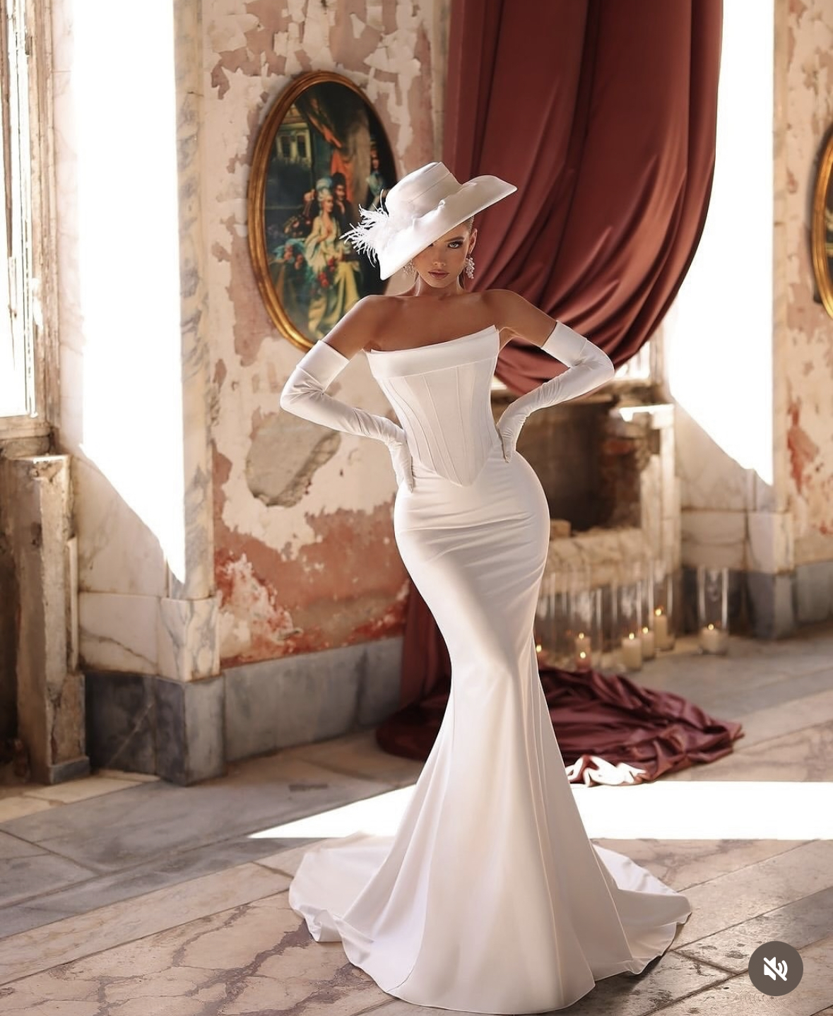 Elegant Strapless Mermaid Wedding Dress With Detachable Train Corset Lace-up Back Simple Satin Bridal Gowns With Gloves 2025 Vintage Bridal Dresses