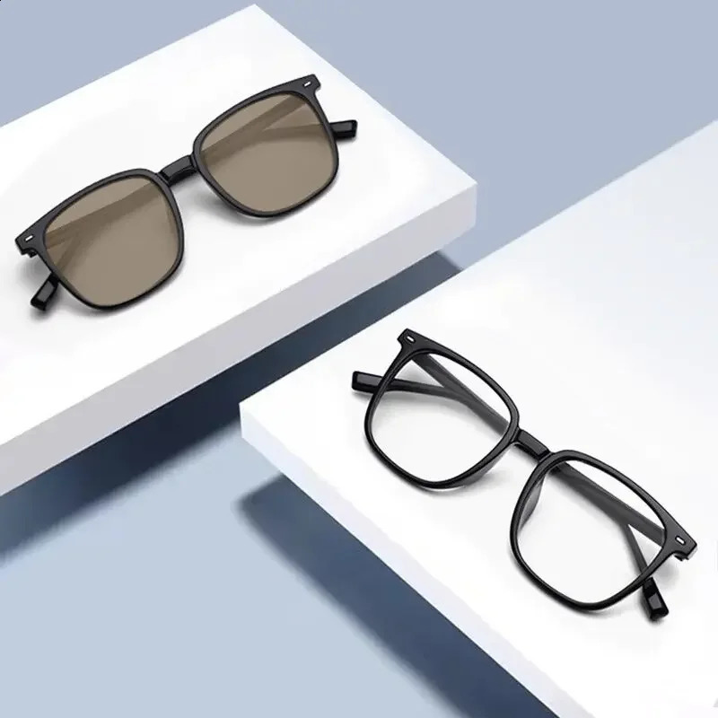 Sunglass Men Pochromic Glasses Square Black Thick Frame AntiBlue Light Sunshade UV400 241228