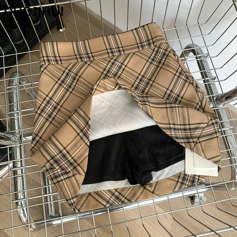 DUOJIHUI Classic Plaid Chicly A-line Female Mini Skirts Basic Simple High Waist Slim Casual Spellcolor Fashion Women Skirts 241231
