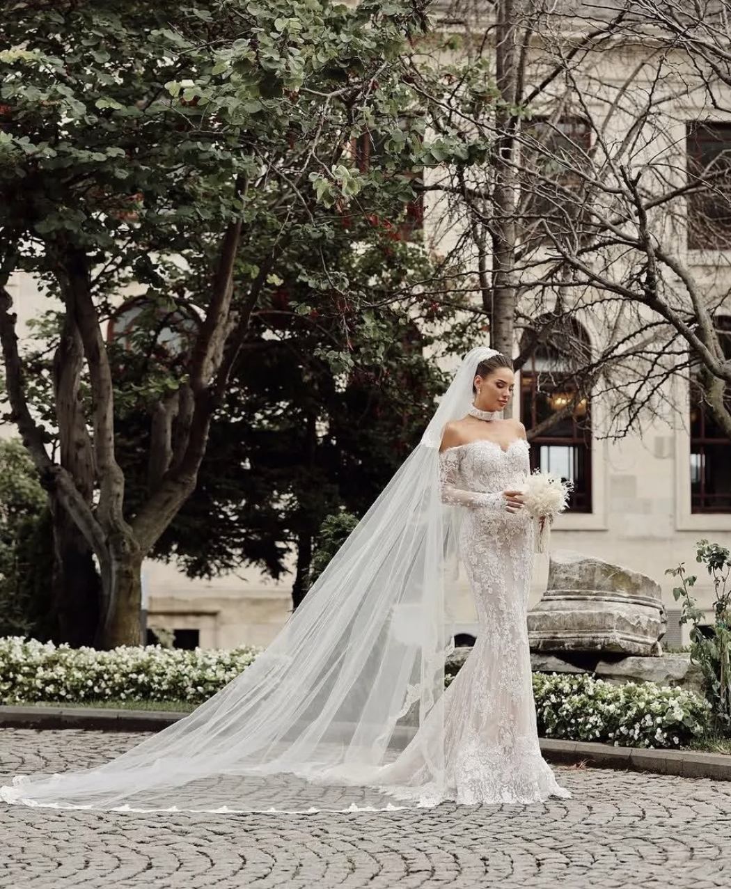 Elegant Arabic Dubai Lace Mermaid Wedding Dresses With Detachable Long Sleeves Sweetheart Neck Champagne Lining With Ivory Boho Bridal Gowns 2025 Vest