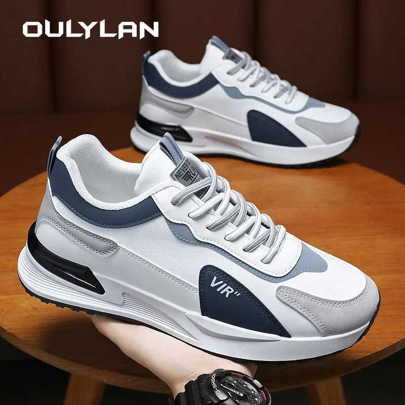 Flat Bottomed Casual Sports Shoes Mens Casual Shoes Wear-resistant Skateboard Board Shoes Walking Leisure Running SneakersC250304