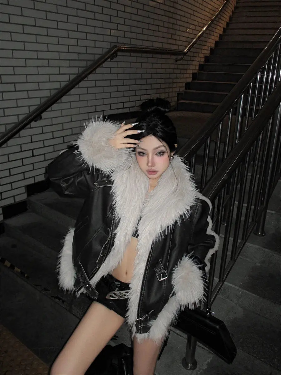 Faux Fur Collar Buckle Belt Leather Bomber Jacket Women Biker Moto Distressed Black Winter Coat Alt Grunge Streetwear 241223