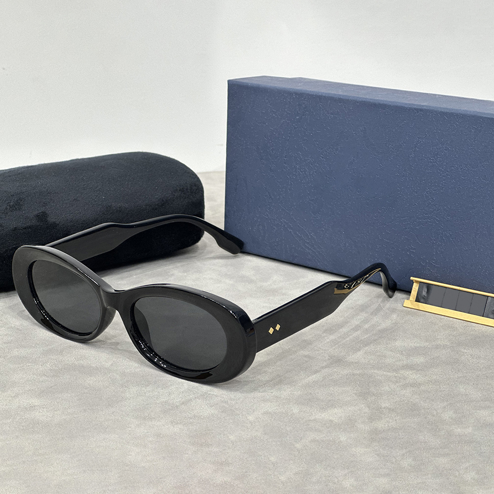 Designer sunglasses oval frame sunglasses for women fashion street photo sunglasses outdoor sunshade anti glare travel beach