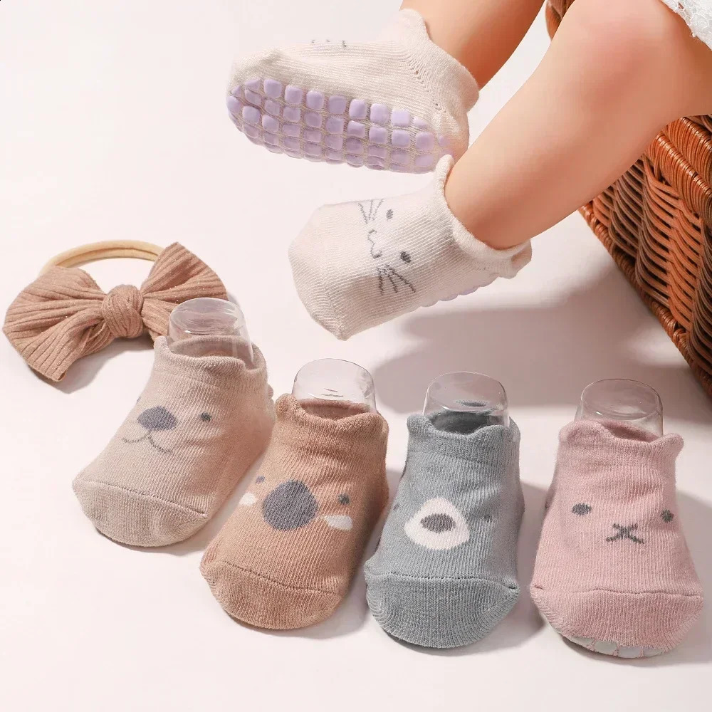 01Y Lovely Cartoon Baby Socks Hair Band Set Infant Toddler Non Slip Breathable Short born Headband Gift Po Props 241230