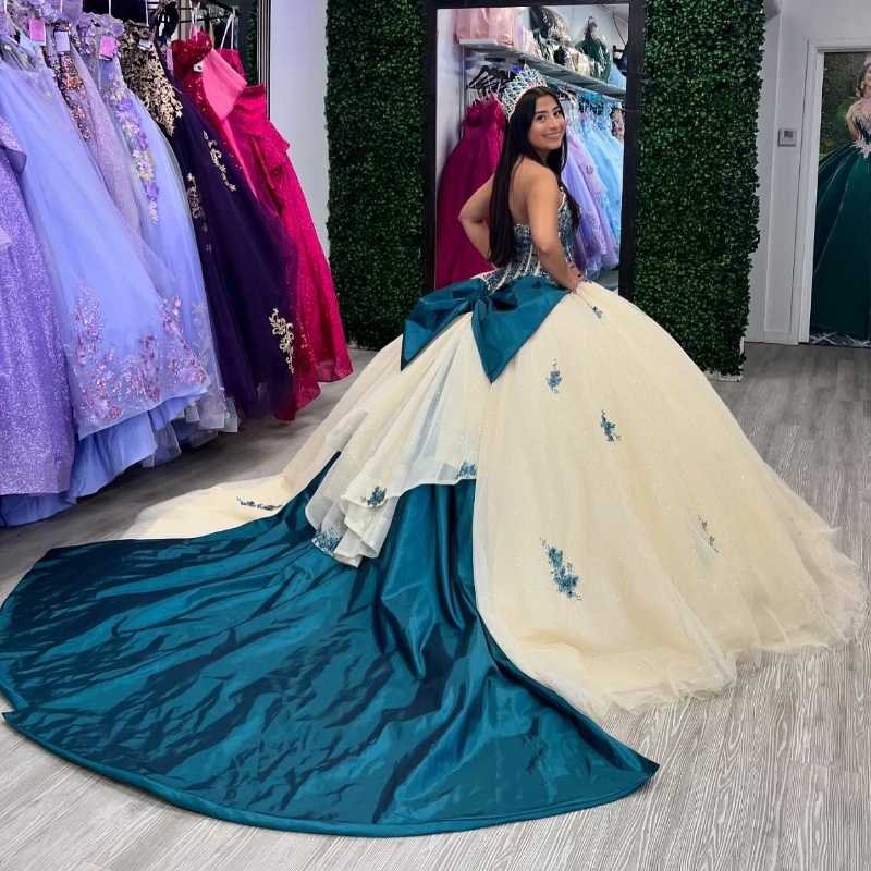 Light Champagne Quinceanera Dresses Ball Gown Off The Shoulder Applique Lace Beads Bow Tull Party Birthday Sweet 16 Vestido De 15 Anos