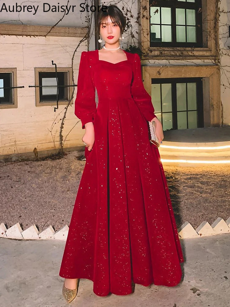 Elegant red sequined Midi dress for women retro V-neck formal occasion evening dress party dress fashionable and chic dress 241231