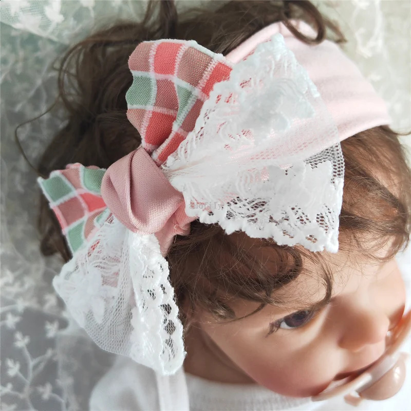2PcsSet Lace Flower Baby Girl Headband Socks Set Kids Bow Hair Bands born Boat Sweet Princess Elastic Accessories 241230