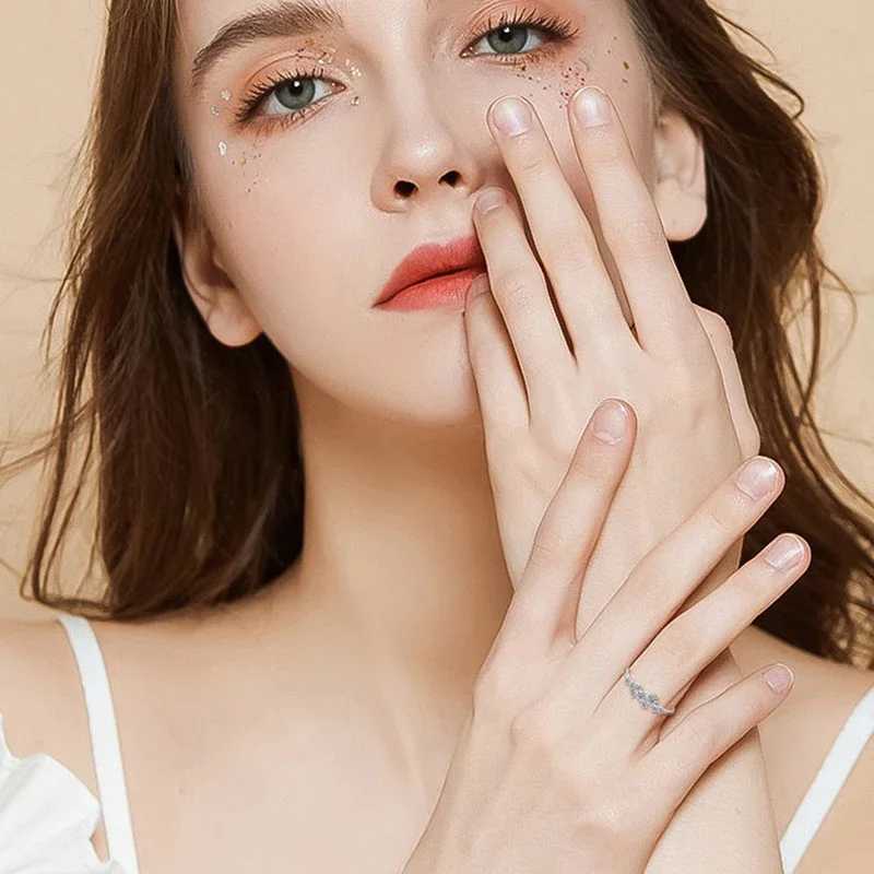 NeeTim Full Moissanite Eternity Ring Sterling Sier with Yellow White Gold Plated Lab Dia Rings For Women Fine Jewelry