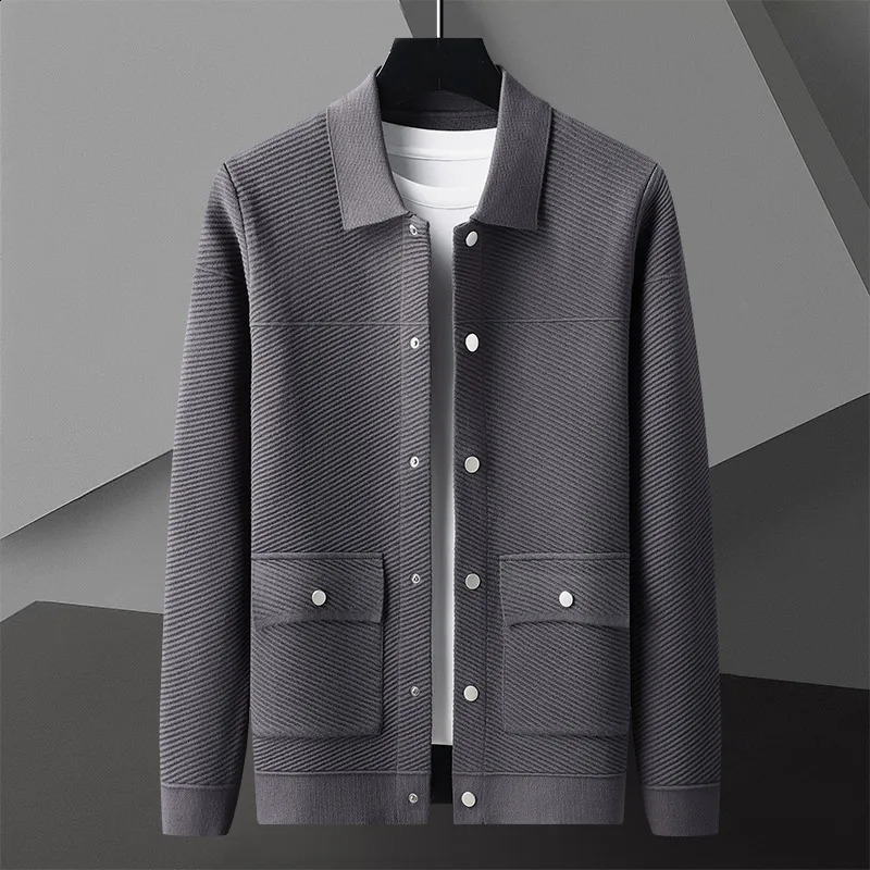 High end boutique retro solid color knitted cardigan mens autumn fashion lapel temperament casual jacket luxurious sweater coat 241224