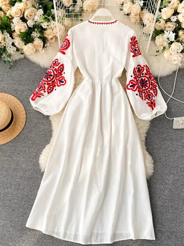 Womens Autumn Dress Bohemian Embroidered Flower O-Collar Lantern Sleeve High Waist Folded Dress Full Match Womens Vestidas PL393 241231