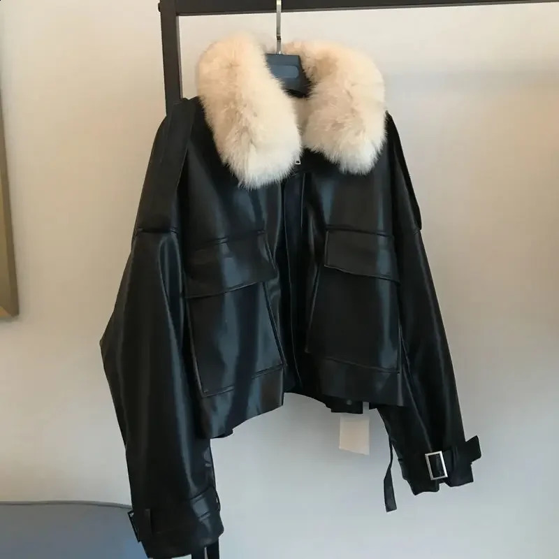AutumnWinter Velvet Thickened Leather Jacket Women Clothing Short Detachable Rabbit Fur Collar Warm Black Coat Tops 241223