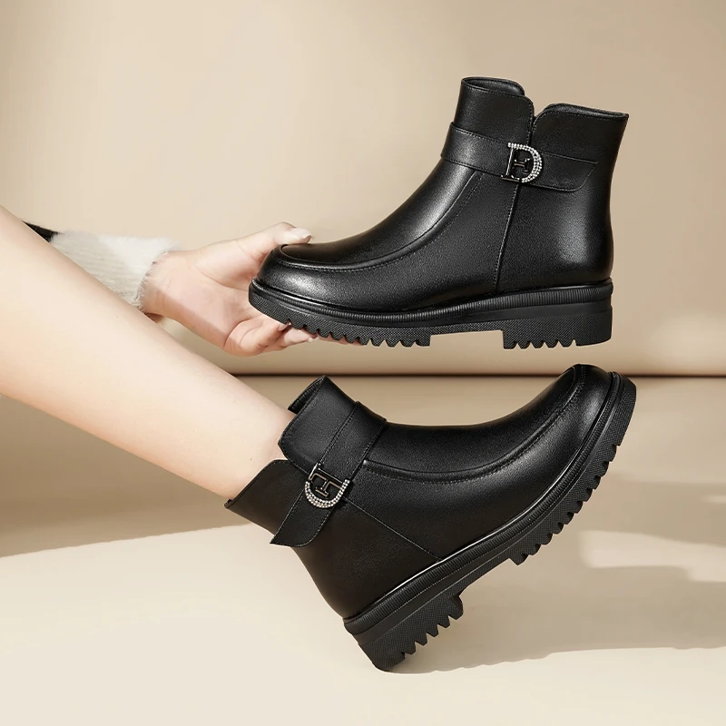 AIYUQI Women's Snow Boots Genuine Leather Winter Mom Boots Anti Slip Large Size Natural Wool Women's Ankle Boots