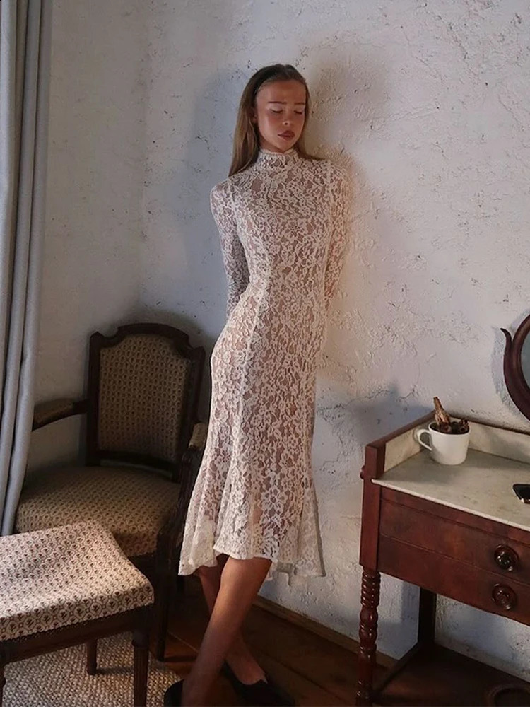 Womens Sexy Lace Hollow Fishtail Long Dresses White Elegant Round Neck Sleeved Vestido Female Chic Slim Fit Gowns 241231