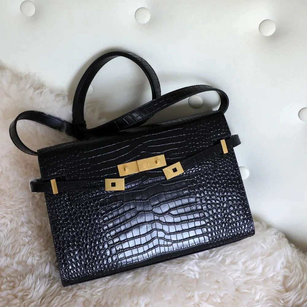 Genuine Leather Crocodile Handbags 2024: Classy Black Shoulder Bags For Women