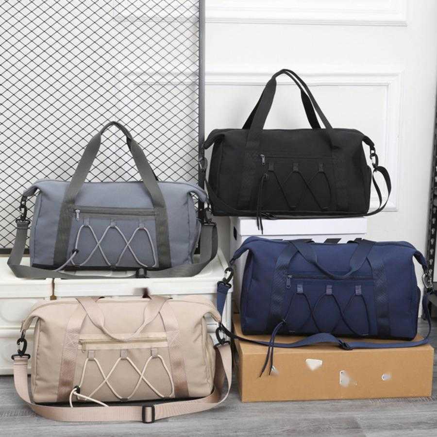 Fitness Bag Independent Shoe Compartment Large Capacity Travel Bags Exercise Training Bag Lightweight Luggage Hand-held Short Distance Travel Bag 2409