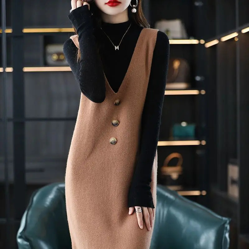 Pullover knitted vest skirt long Vneck casual loose sweater solid 2023 autumn and winter knitted sleeveless women vest sweater 241231m