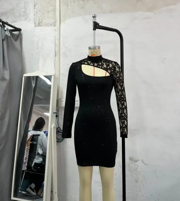 Womens Evening Dress Elegant Sexy Party Guests Shining Comparison Lace Cut Long Sleeve Tight Mini Dress 241231