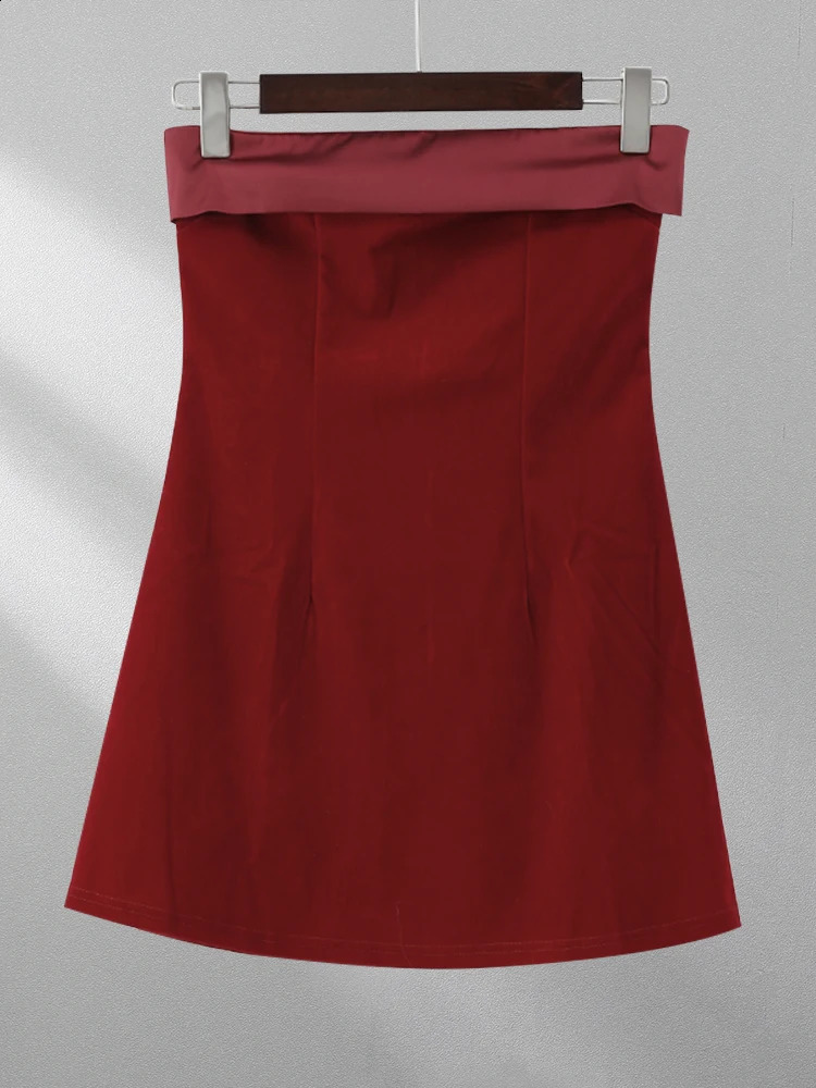 Elegant Burgundy slant neck womens ultra-thin dress sexy sleeveless backless A-line mini dress retro womens nightclub party vest 241231